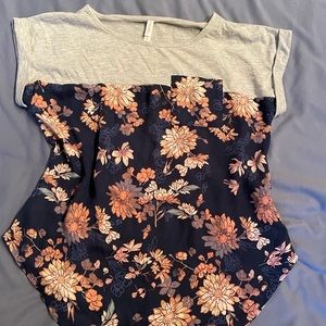 Floral tshirt